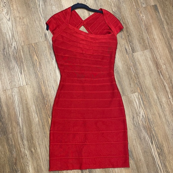 HERVE LEDGER CUT OUT WINE RED DRESS